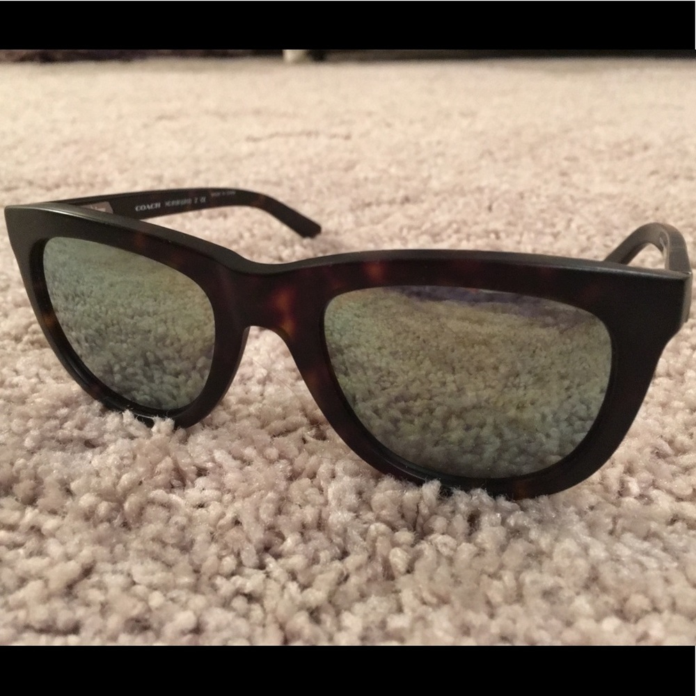 Coach Square Sunglasses HC8130 (3613)